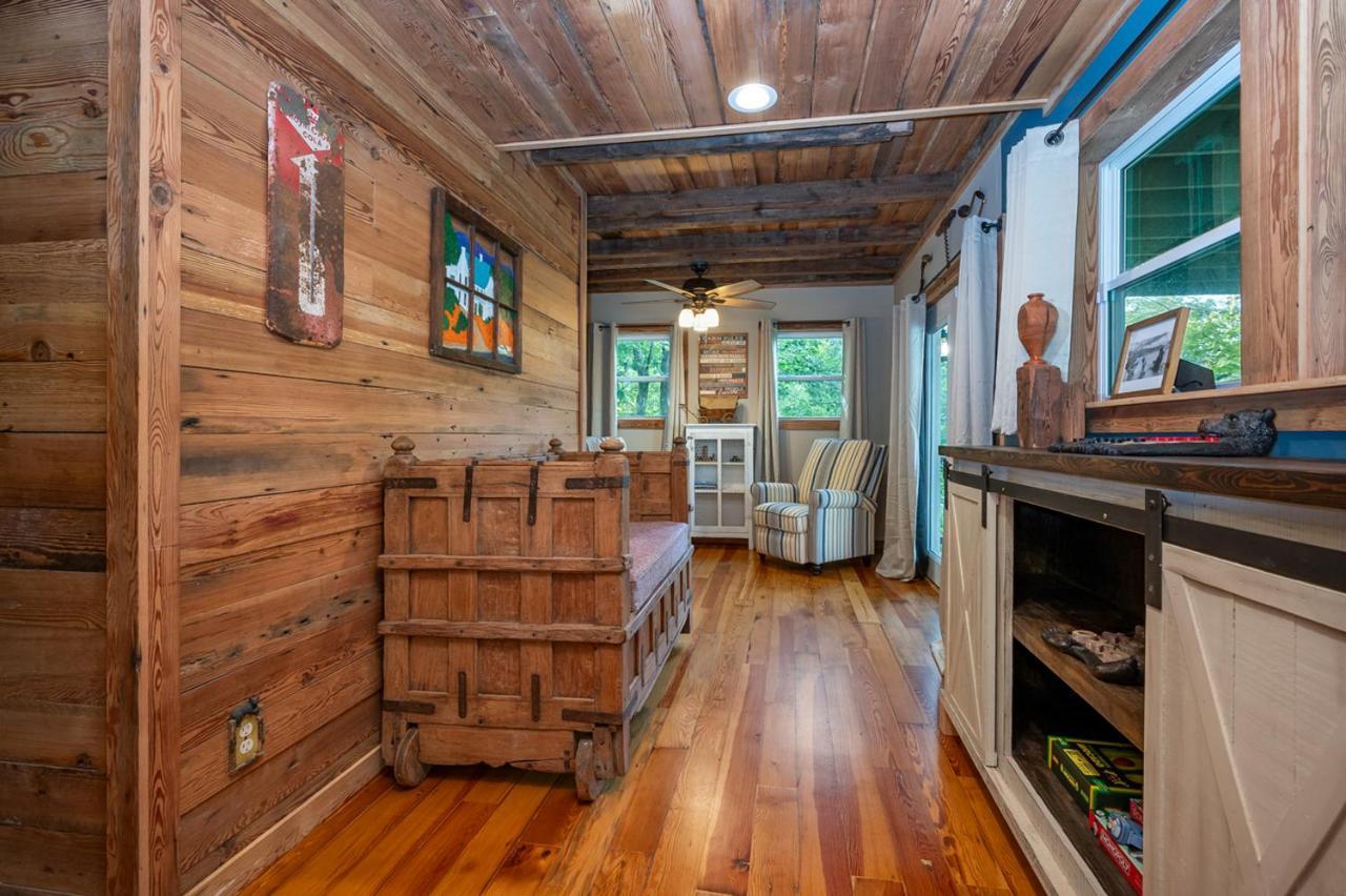 Russell'S Fort At White Oak Point: Historical Cabin On Lake Lure, Luxury, Direct Lake Access! Βίλα Εξωτερικό φωτογραφία