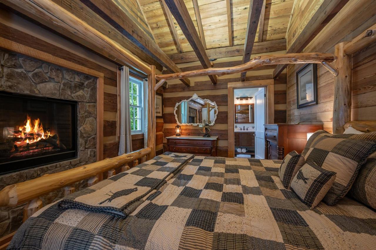 Russell'S Fort At White Oak Point: Historical Cabin On Lake Lure, Luxury, Direct Lake Access! Βίλα Εξωτερικό φωτογραφία