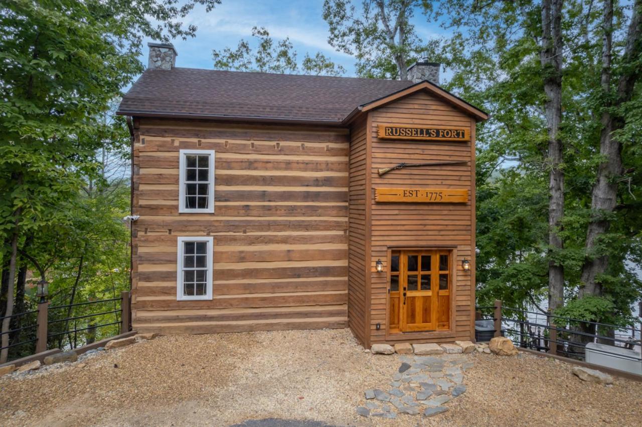 Russell'S Fort At White Oak Point: Historical Cabin On Lake Lure, Luxury, Direct Lake Access! Βίλα Εξωτερικό φωτογραφία