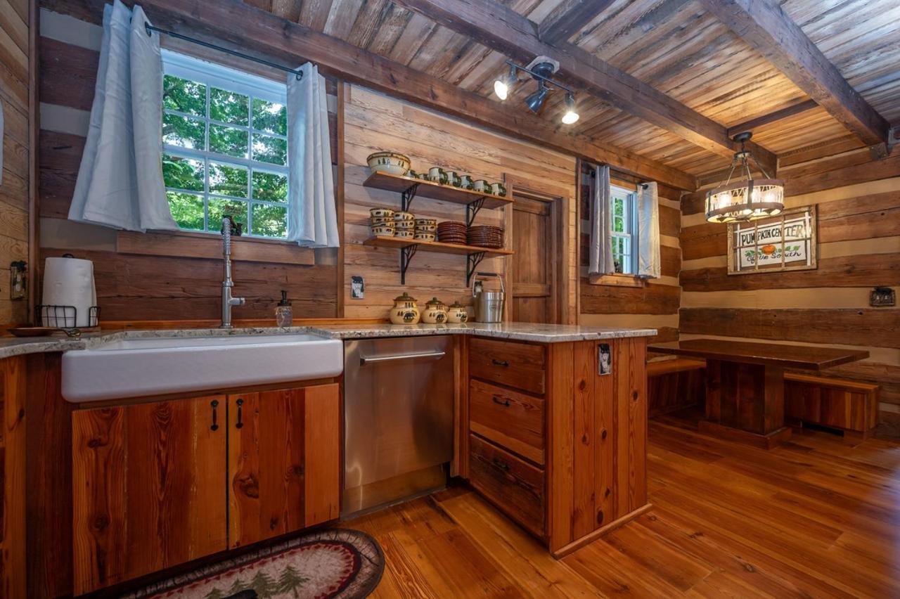 Russell'S Fort At White Oak Point: Historical Cabin On Lake Lure, Luxury, Direct Lake Access! Βίλα Εξωτερικό φωτογραφία