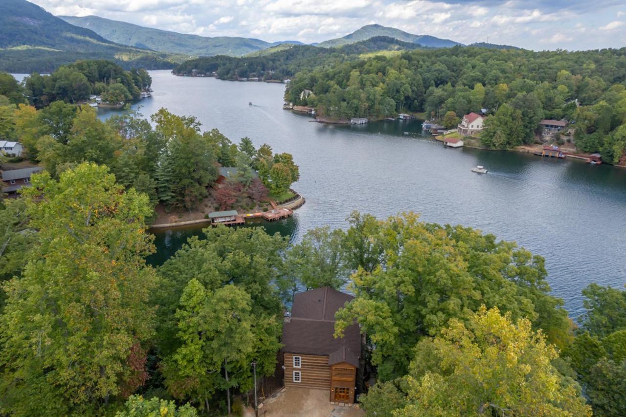 Russell'S Fort At White Oak Point: Historical Cabin On Lake Lure, Luxury, Direct Lake Access! Βίλα Εξωτερικό φωτογραφία
