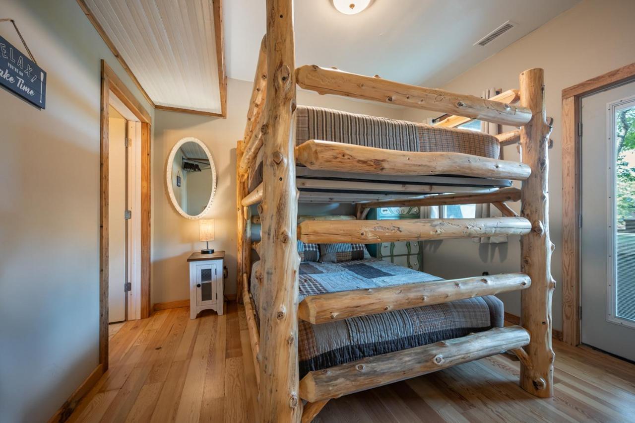 Russell'S Fort At White Oak Point: Historical Cabin On Lake Lure, Luxury, Direct Lake Access! Βίλα Εξωτερικό φωτογραφία