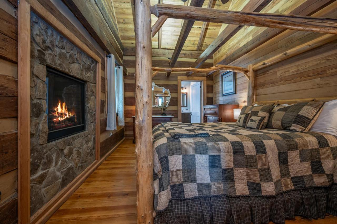 Russell'S Fort At White Oak Point: Historical Cabin On Lake Lure, Luxury, Direct Lake Access! Βίλα Εξωτερικό φωτογραφία